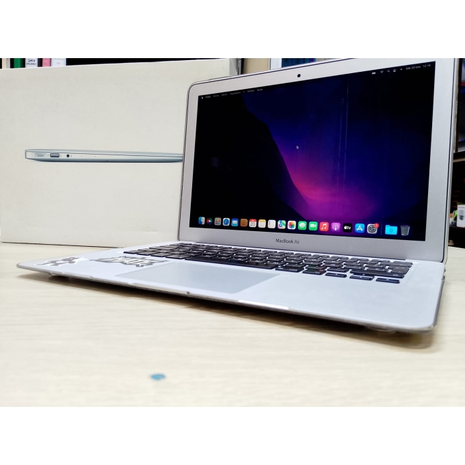 MacBook Air A1466 Intel Core i5 1.8 GHz RAM 8GB Disco 128GB SSD 13.3pulgadas HD Año 2017 Silver Open Box - 2da - Oferta / APPLE