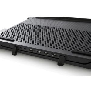 Cooler para Laptop Targus AWE81US de 17pulgadas Doble Ventilador Ajustable 4 Puertos USB-A Negro / TARGUS