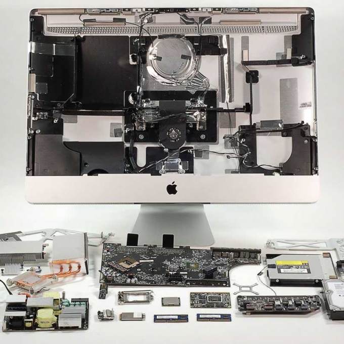 Servicio Tecnico de Mantenimiento y Repotenciacion de Apple iMac: Cambio de Pantalla, Memoria, Discos, Teclados, Flex, Baterias, Bisagras. Repuestos, Reparacion, Arreglos. / Apple